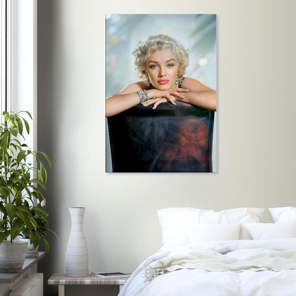 Soft Tones, Strong Presence: Decorating with “Dream in Platinum”